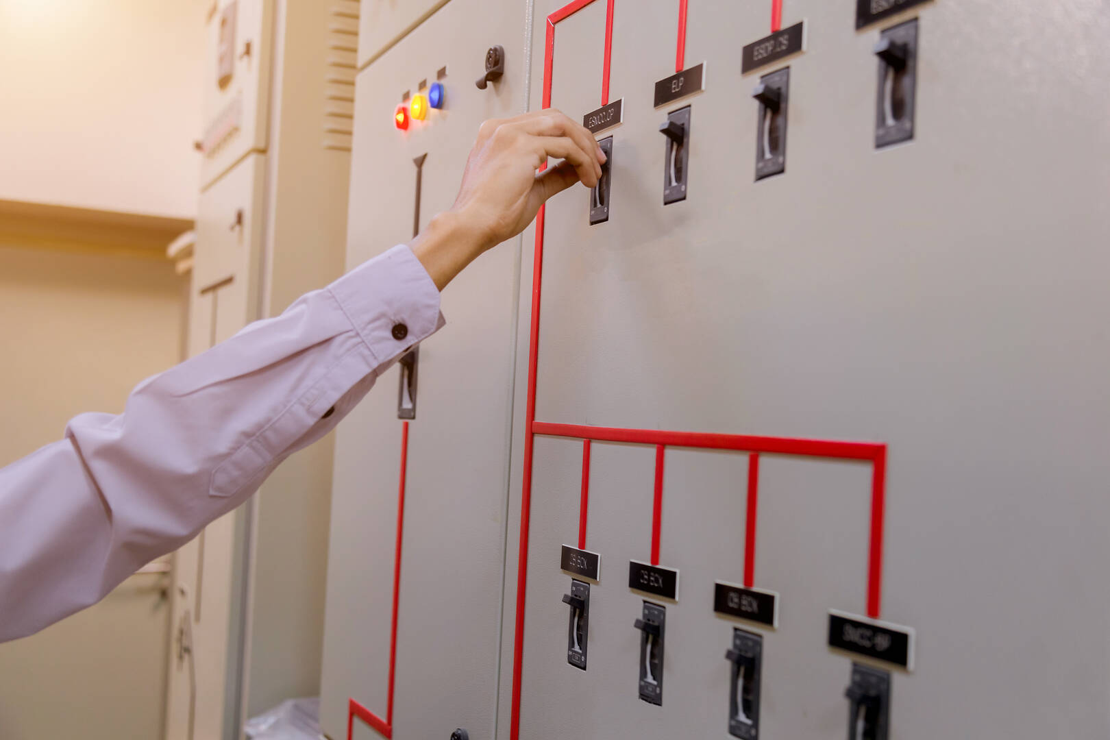 Aquest Electrical
